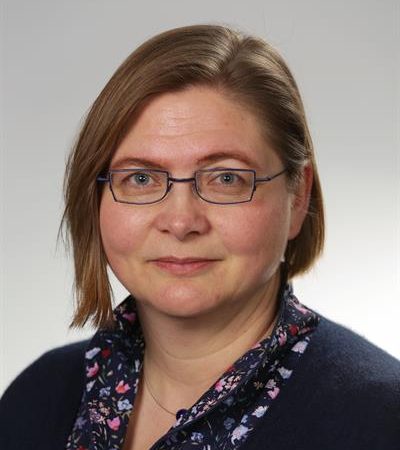 frau dr. beyer schulleiterin 