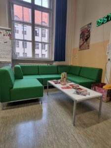 photo 10 2025 12 12 19 29 33